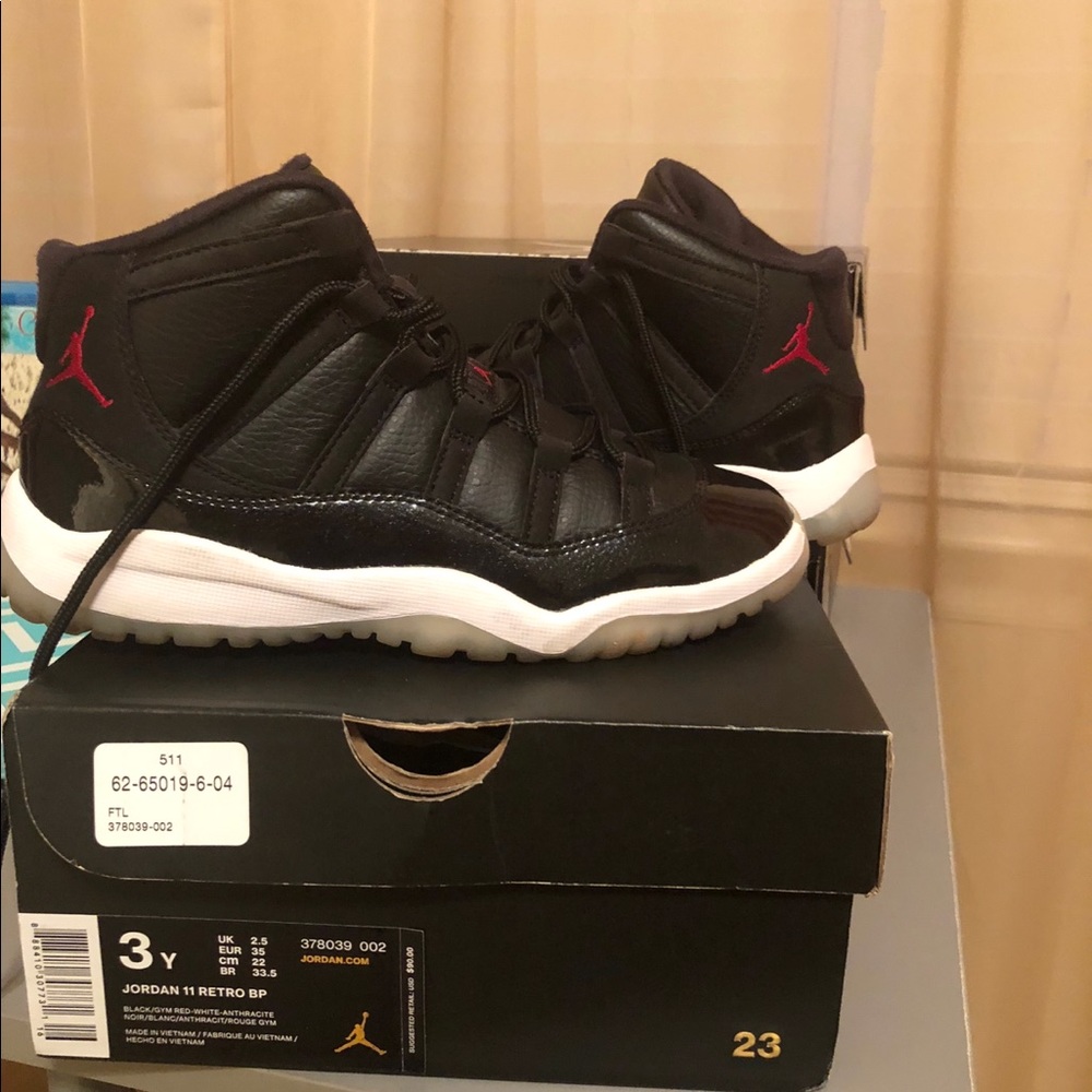 72’10 Jordan 11